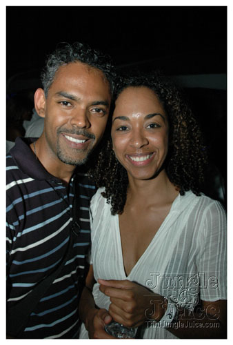 glow_barbados_2007-104