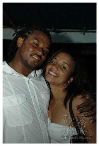 glow_barbados_2007-105