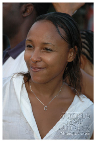 glow_barbados_2007-115