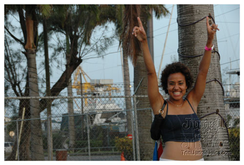 glow_barbados_2007-116