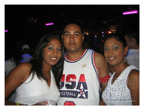 glow_Toronto_2007-001