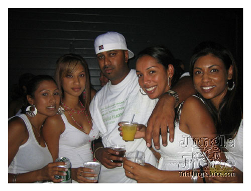 glow_Toronto_2007-005