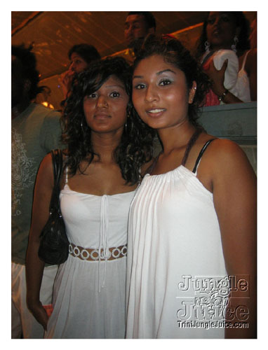 glow_Toronto_2007-008