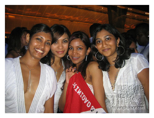 glow_Toronto_2007-009