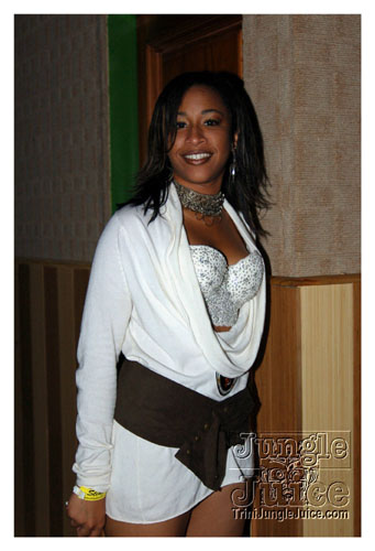 club_string_shal_bday07-012