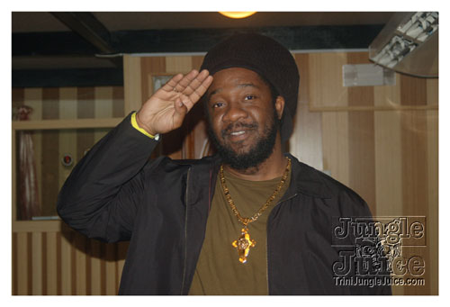 club_string_shal_bday07-018