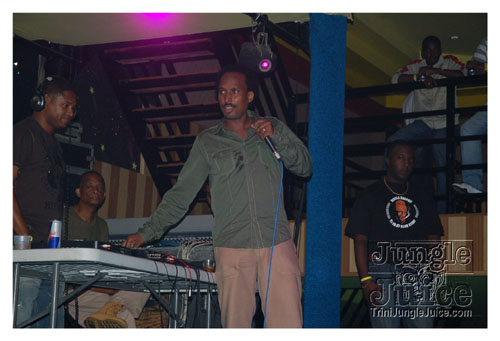 club_string_shal_bday07-021