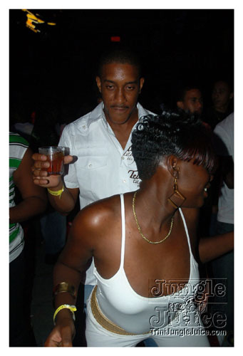 club_string_shal_bday07-025