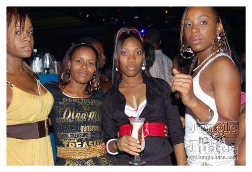 club_string_shal_bday07-036