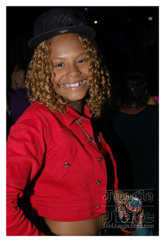 club_string_shal_bday07-037