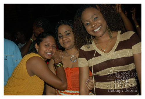 club_string_shal_bday07-047