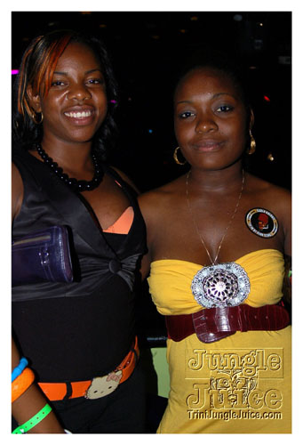 club_string_shal_bday07-055