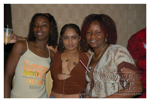 club_string_shal_bday07-068
