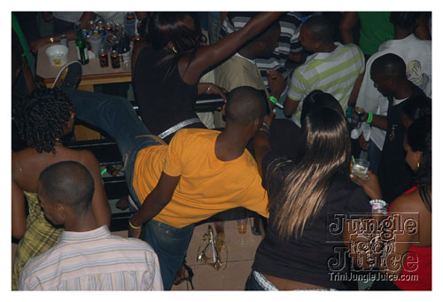 club_string_shal_bday07-070