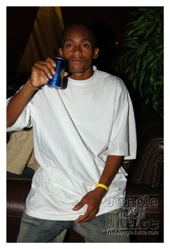 club_string_shal_bday07-072