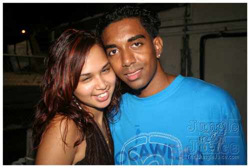 intl_flag_night_2007-015