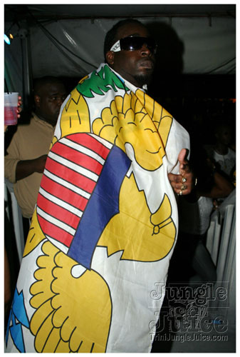 intl_flag_night_2007-026
