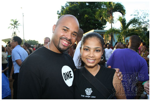 intl_flag_night_2007-152