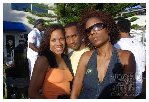 intl_flag_night_2007-160