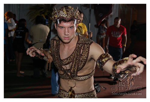 islandpeople_mas_2k8_launch-004