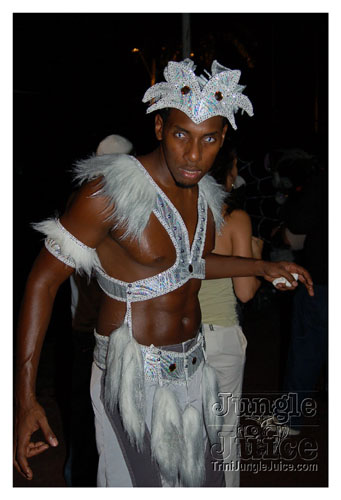 islandpeople_mas_2k8_launch-020