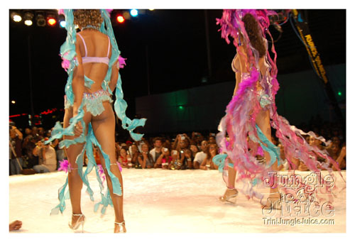 islandpeople_mas_2k8_launch-101