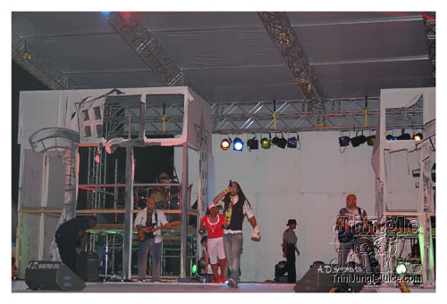 islandpeople_mas_2k8_launch-180