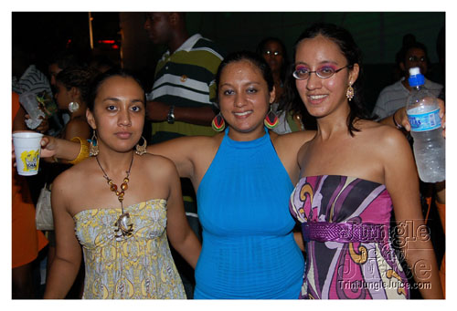 islandpeople_mas_2k8_launch-240