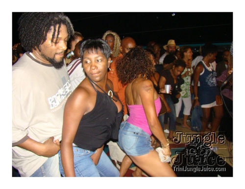island_vybz_midnight_boatcruise-082