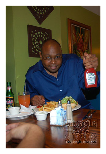 kes_unplugged_jul07-01