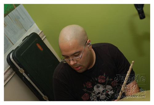 kes_unplugged_jul07-11