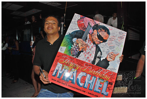 machel_bday_bash_mia_2007-001