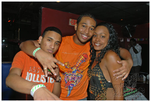 machel_bday_bash_mia_2007-035