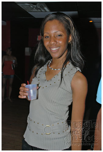 machel_bday_bash_mia_2007-041