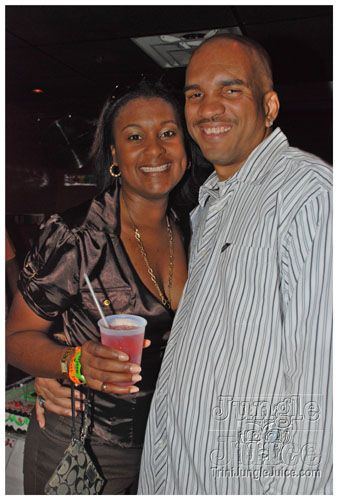 machel_bday_bash_mia_2007-066