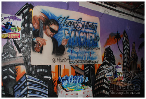 machel_bday_bash_mia_2007-077