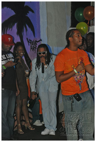 machel_bday_bash_mia_2007-081
