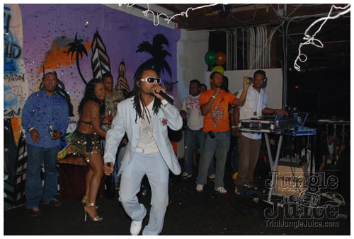 machel_bday_bash_mia_2007-084