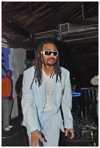 machel_bday_bash_mia_2007-085