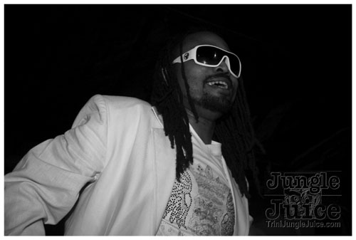 machel_bday_bash_mia_2007-088