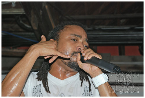 machel_bday_bash_mia_2007-100