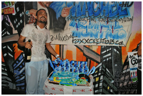machel_bday_bash_mia_2007-114