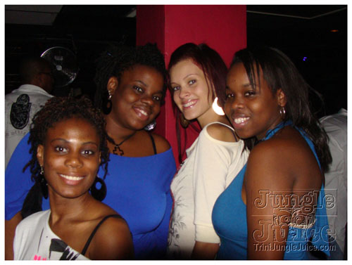 machel_bday_bash_mia_2007-120