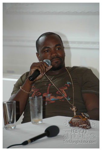 machelmontano_press_conf_uk-013