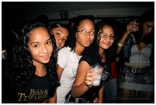 mascots_2k7_bandlaunch-009