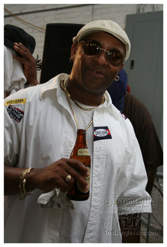 mawnin_neighbor_ny-026