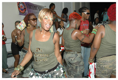 mawnin_neighbor_ny-060