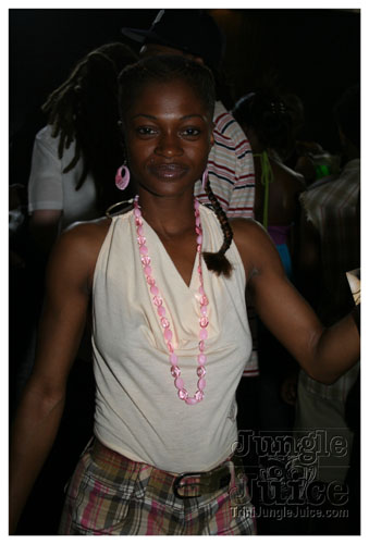 mawnin_neighbor_ny-122