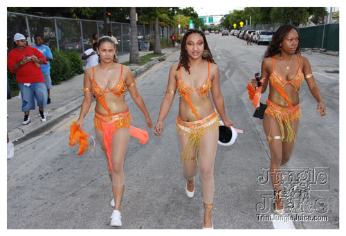 miami_carnival_2007_pt1-002