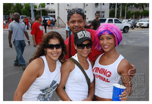miami_carnival_2007_pt1-005